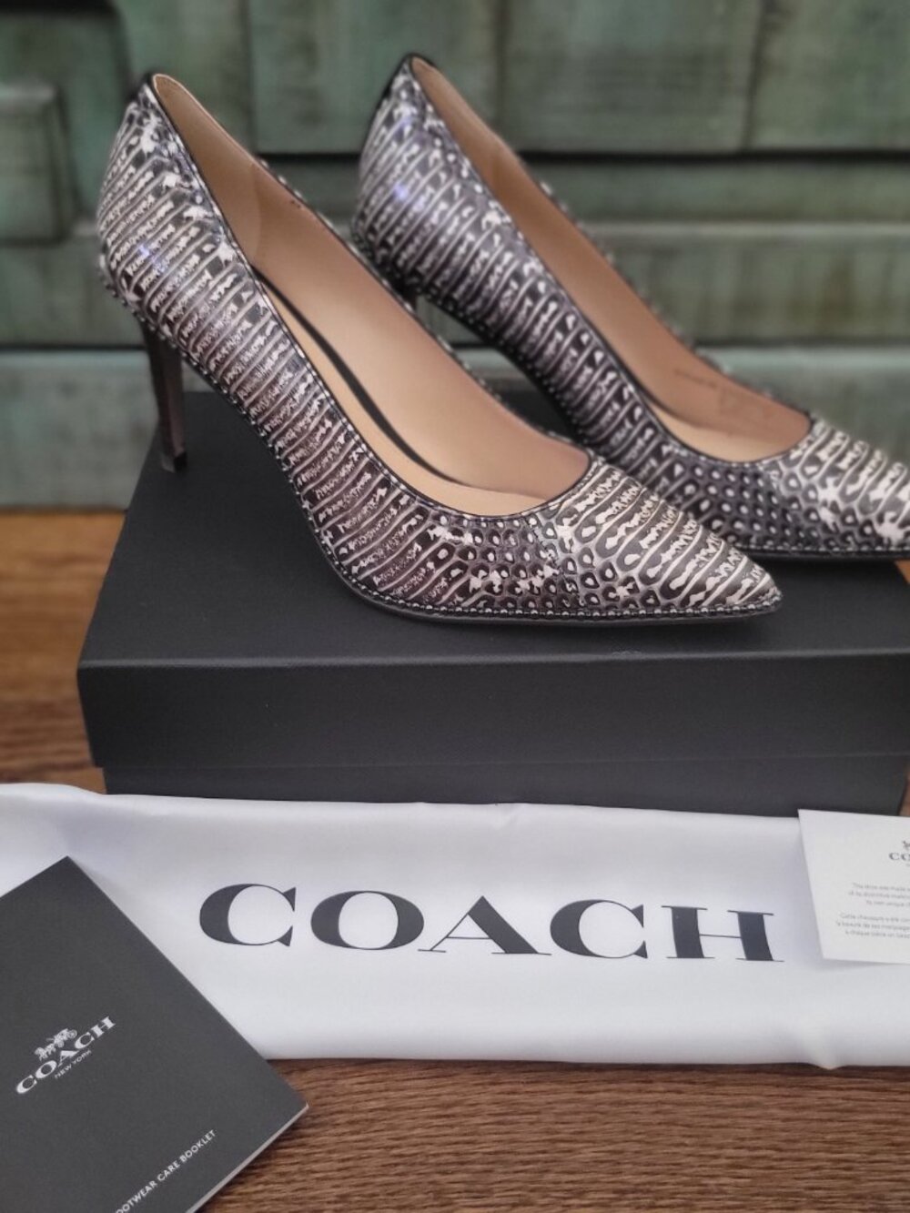 Coach Smith BreadChain Pumps - Picture 4 of 5